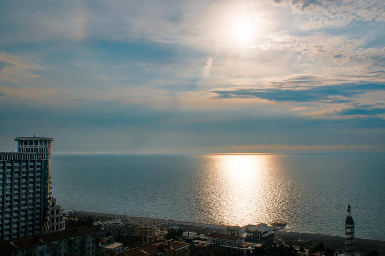 Orbi City - Aparthotel Near The Beach Batumi Eksteriør billede